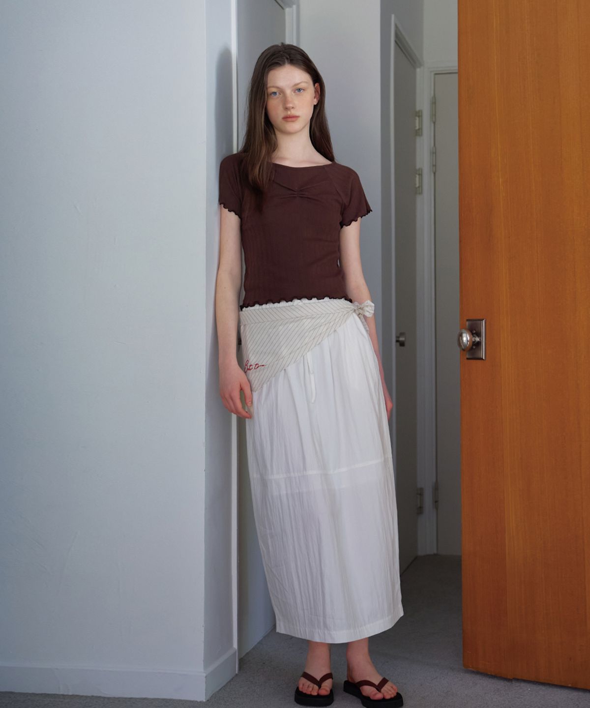 벗튼(BUT'TON) Banding Midi Skirt (Ivory)
