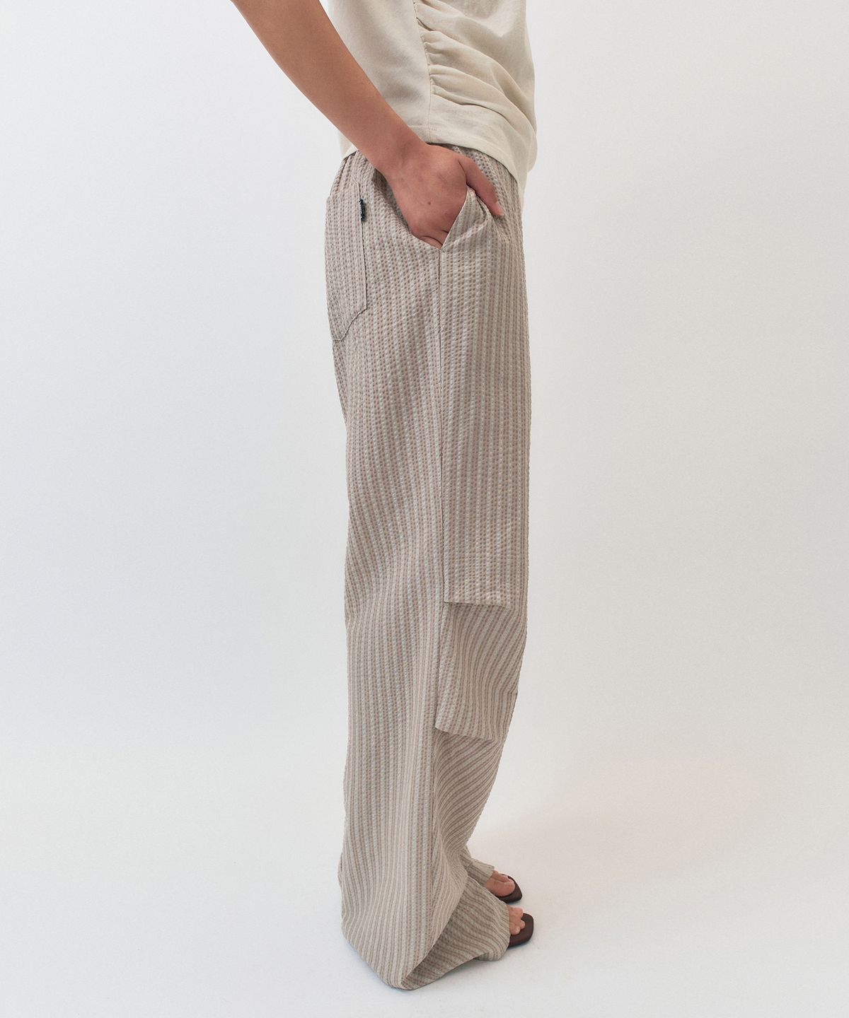 시메트릭 퍼센트(SYMMETRICPERCENT) Stripe Easy Pants / Beige