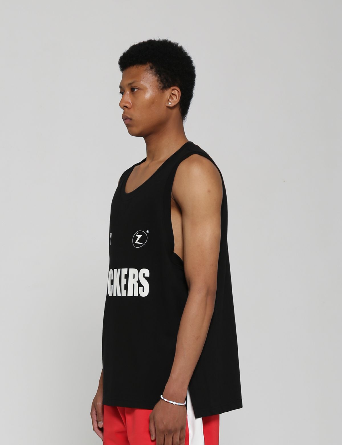 쿤타치(KUNTACH) x HANGOUT reflective sleeveless (black)