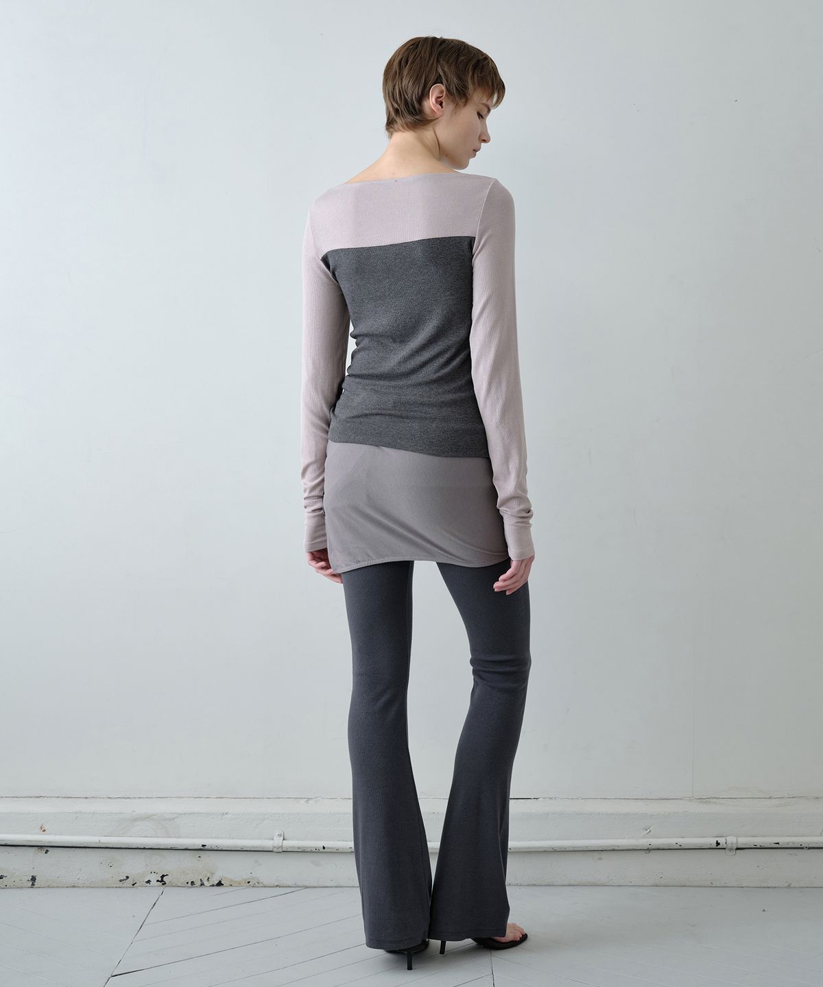 시메트릭 퍼센트(SYMMETRICPERCENT) Flare Cotton Modal Leggings / Charcoal