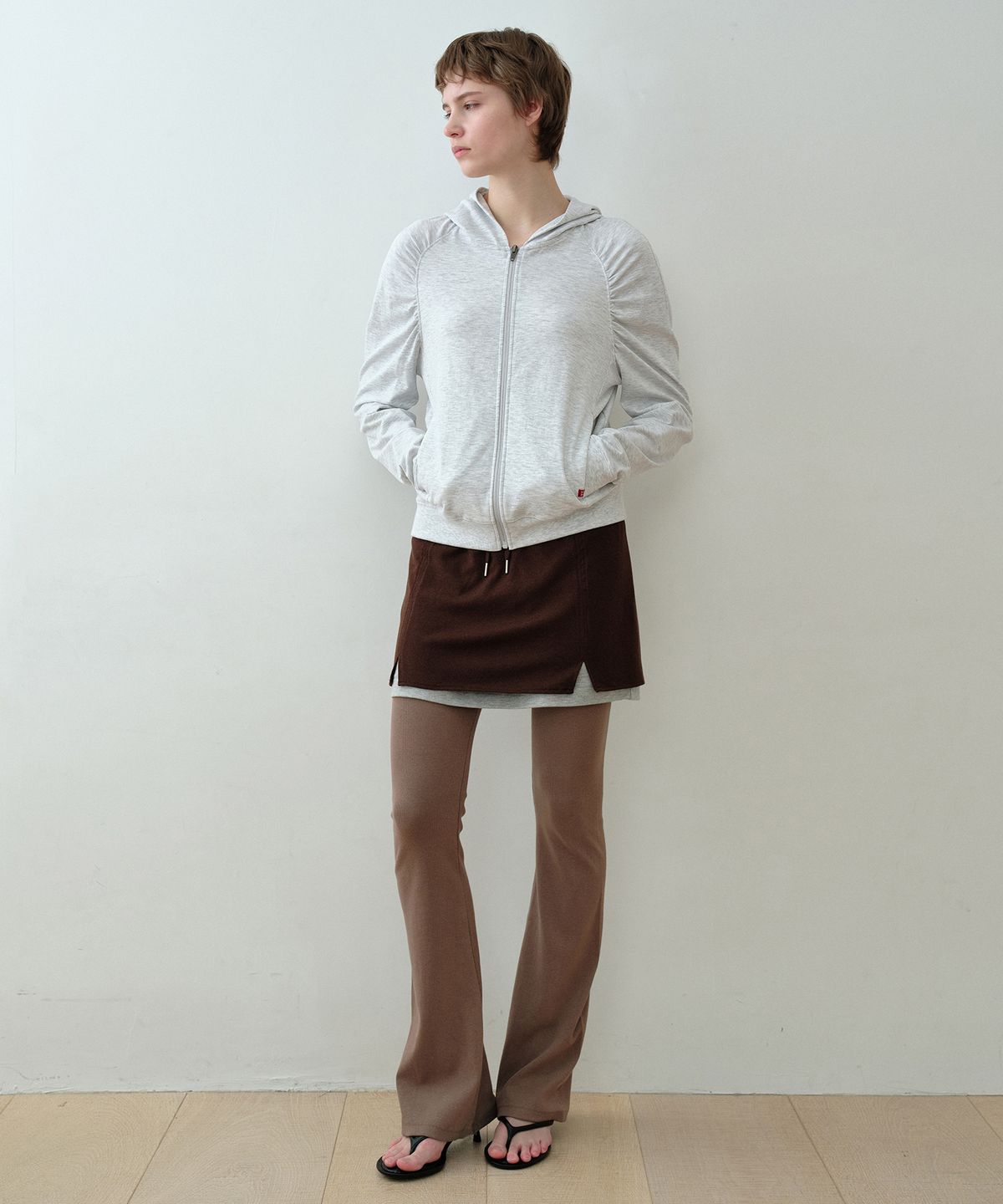 시메트릭 퍼센트(SYMMETRICPERCENT) Flare Cotton Modal Leggings / Brown