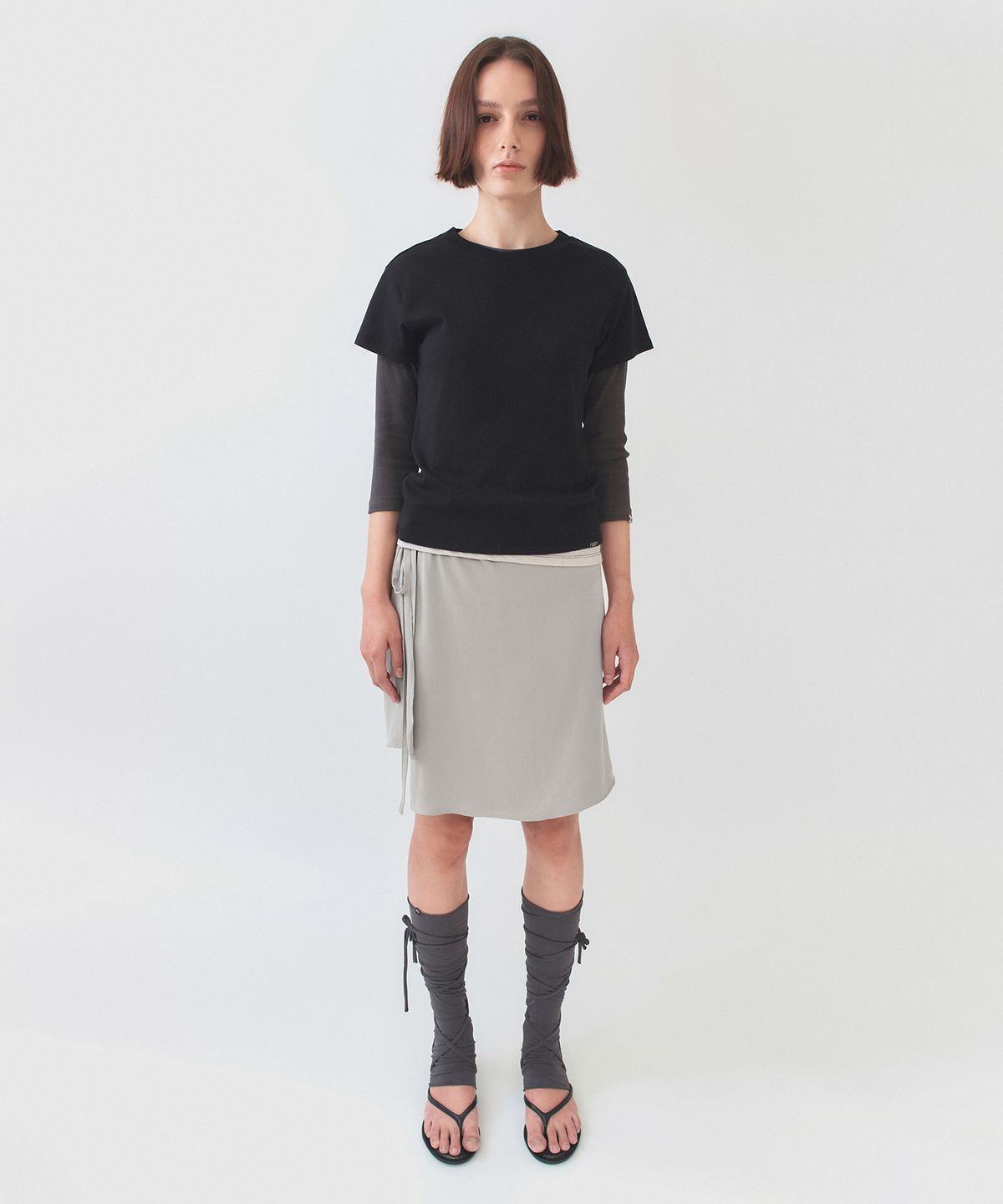 시메트릭 퍼센트(SYMMETRICPERCENT) Basic Jersey T-Shirt / Black