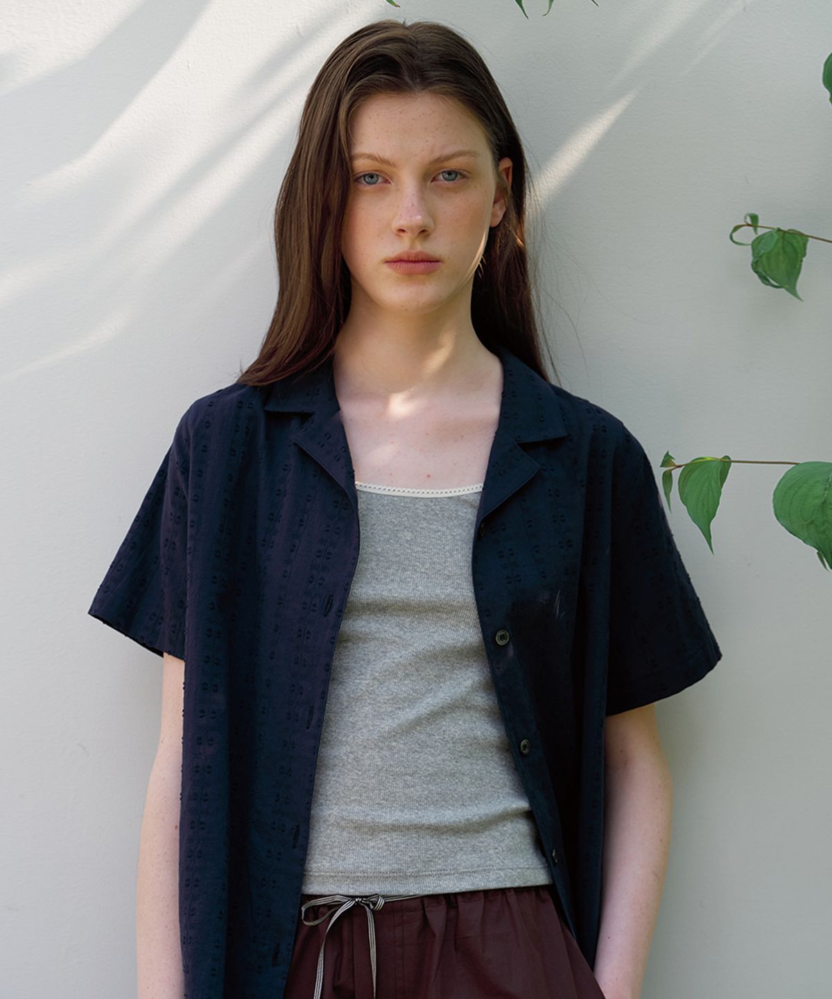 벗튼(BUT'TON) Lace Open Collar Shirts (Navy)
