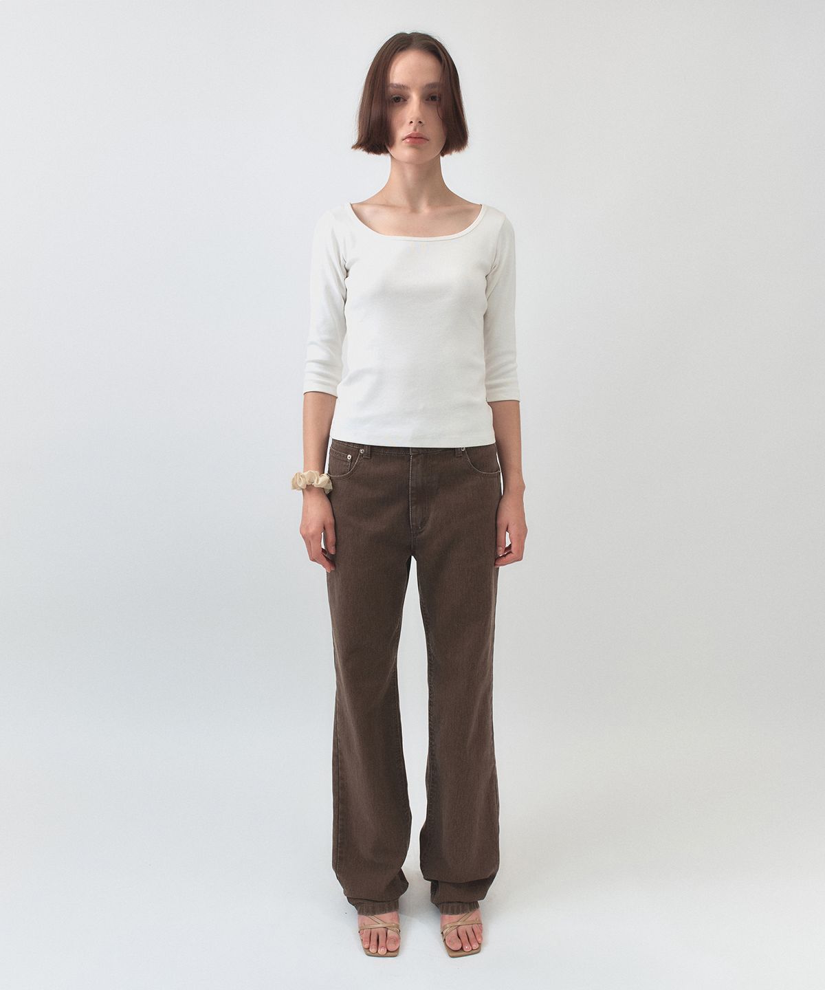 시메트릭 퍼센트(SYMMETRICPERCENT) Feminine 2-way Top / White