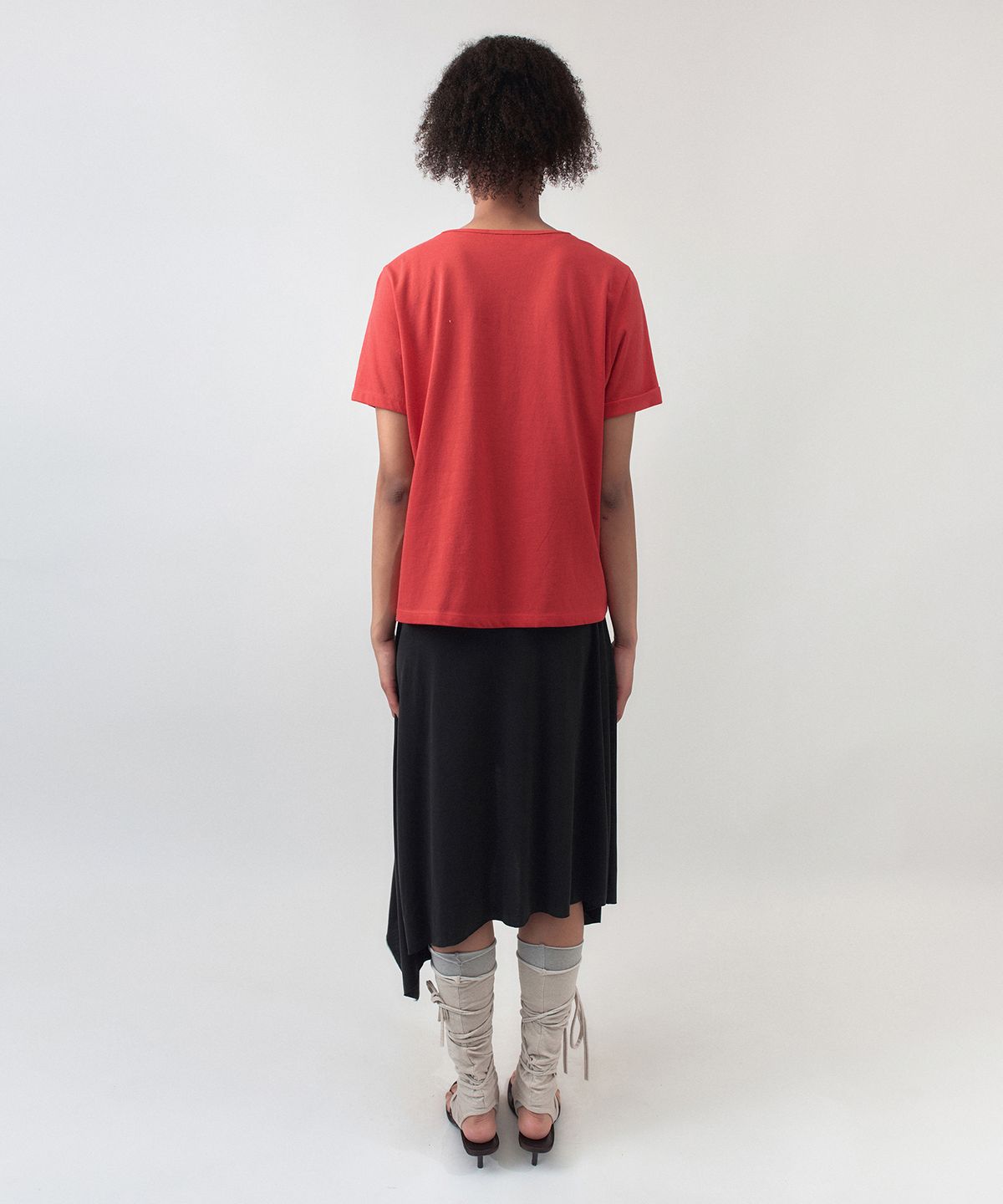 시메트릭 퍼센트(SYMMETRICPERCENT) %% Logo Roll-up T-shirt / Washed red