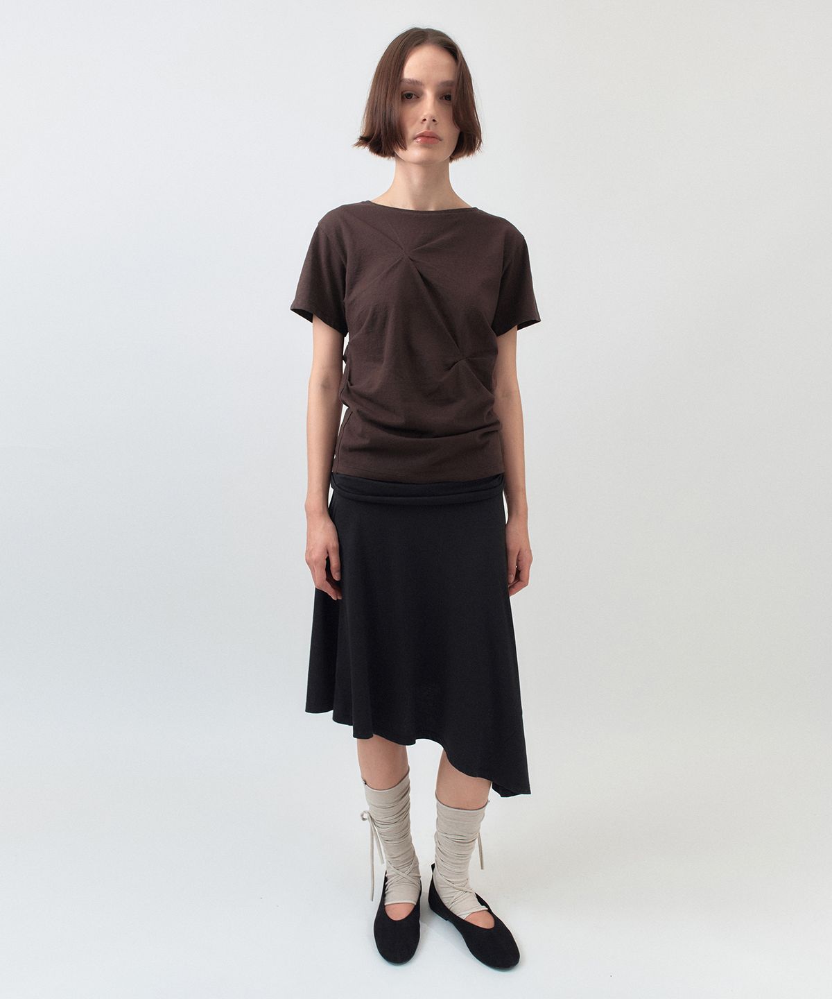 시메트릭 퍼센트(SYMMETRICPERCENT) Pinch Cotton T-shirt / Brown