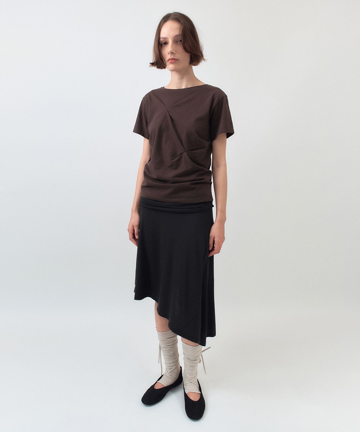 시메트릭 퍼센트(SYMMETRICPERCENT) Pinch Cotton T-shirt / Brown