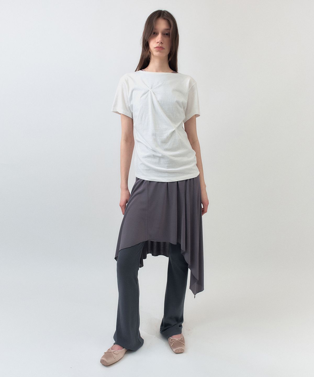 시메트릭 퍼센트(SYMMETRICPERCENT) Pinch Cotton T-shirt / Ivory