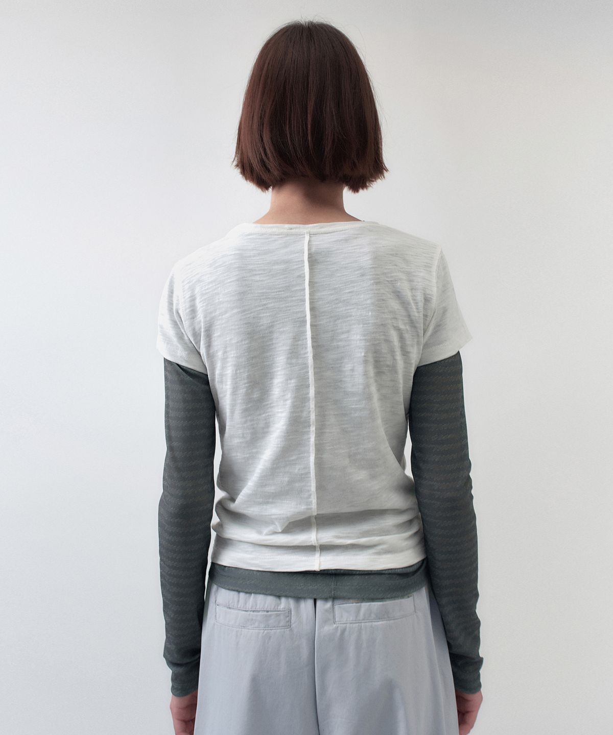 시메트릭 퍼센트(SYMMETRICPERCENT) Plumpy Logo T-shirt / White