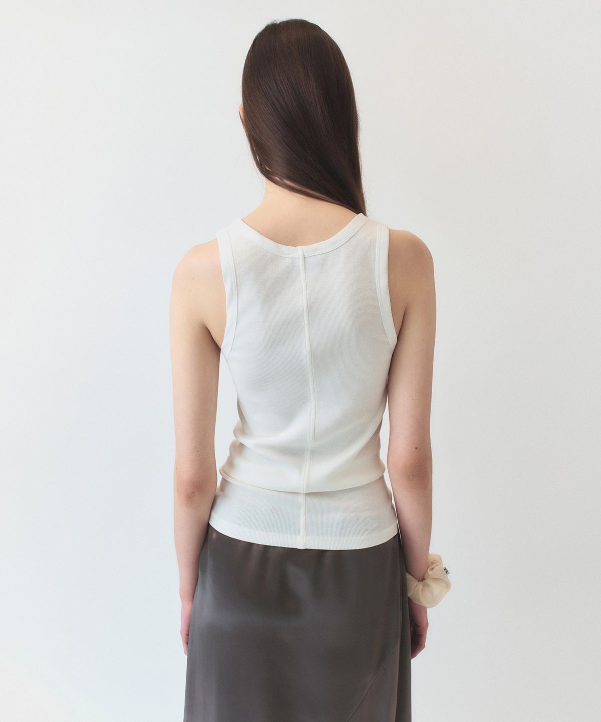시메트릭 퍼센트(SYMMETRICPERCENT) Chiffon Rib Jersey Sleeveless / Ivory