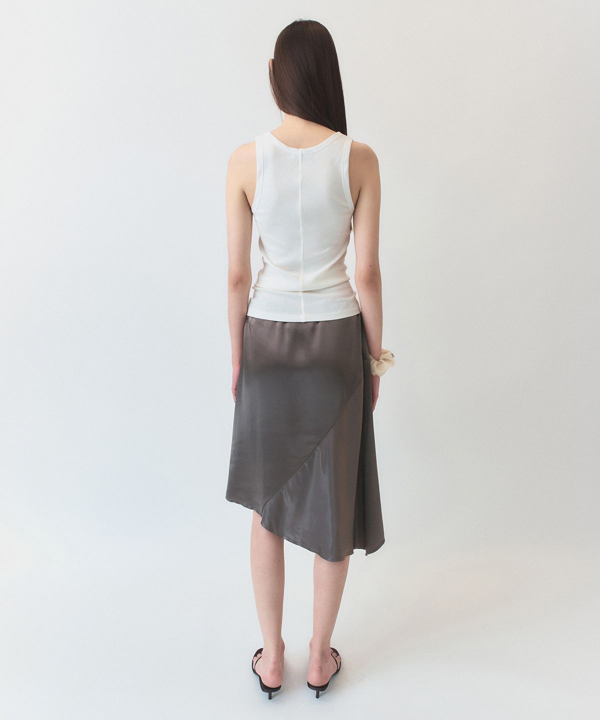 시메트릭 퍼센트(SYMMETRICPERCENT) Chiffon Rib Jersey Sleeveless / Ivory