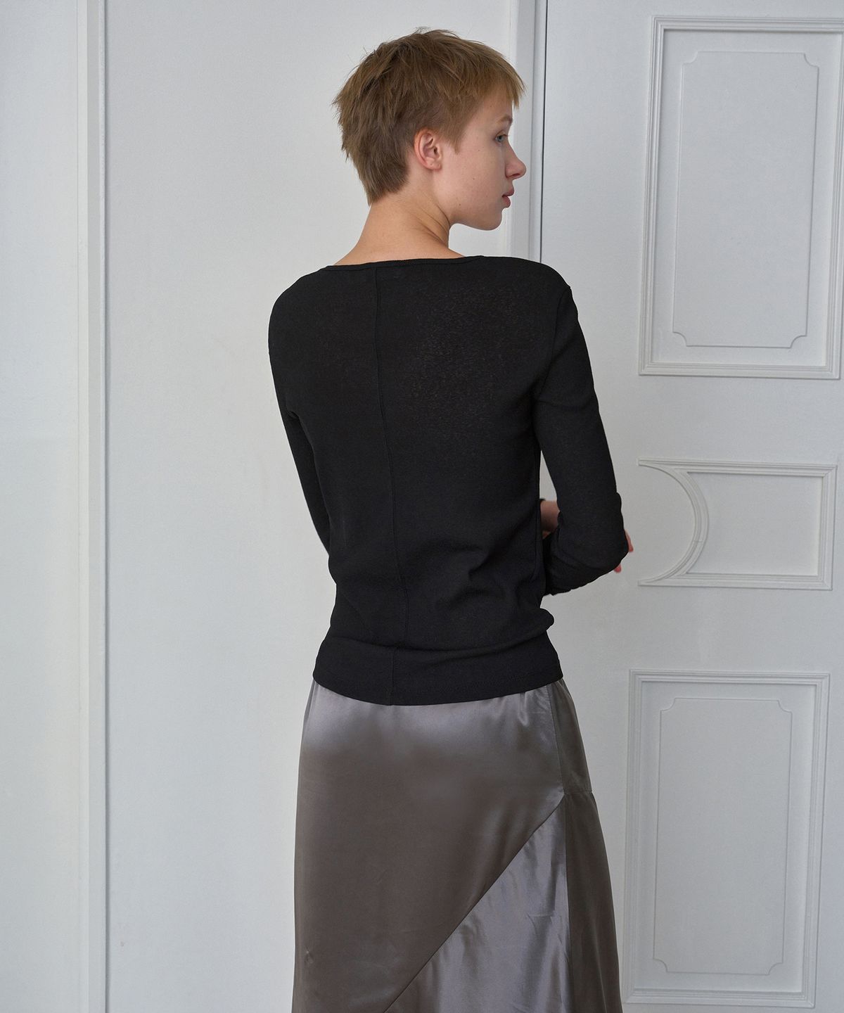 시메트릭 퍼센트(SYMMETRICPERCENT) Knit Like Jersey Long Sleeve / Black