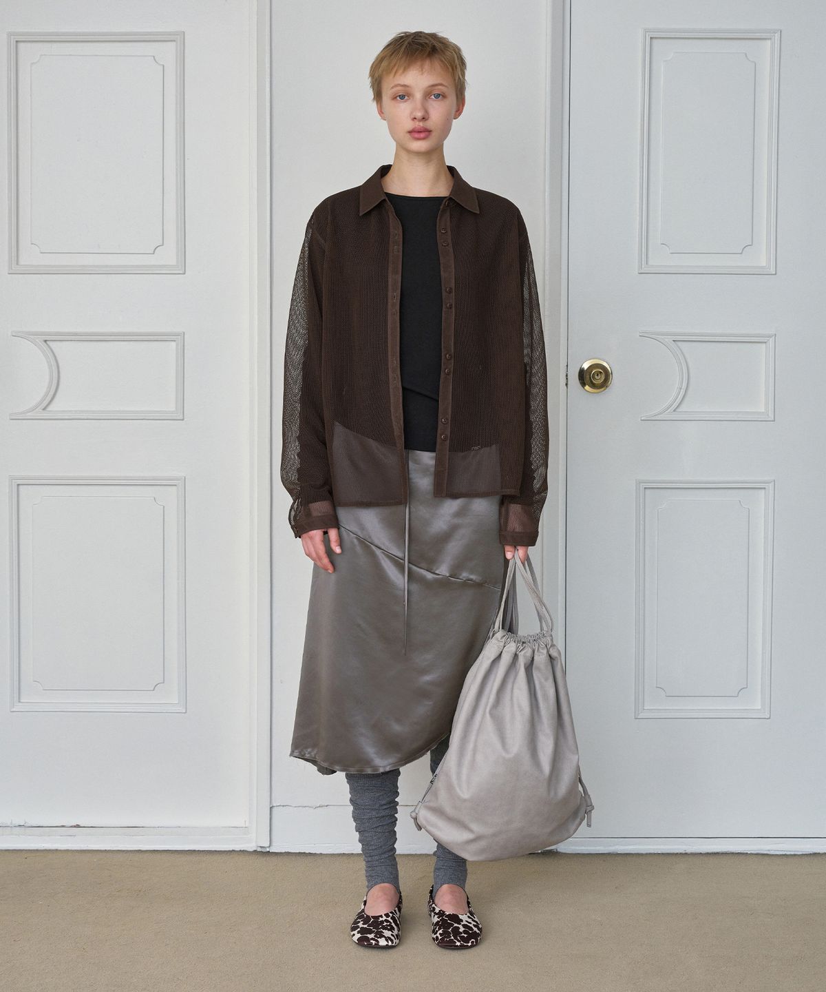 시메트릭 퍼센트(SYMMETRICPERCENT) Sheer Mesh Shirt / Brown