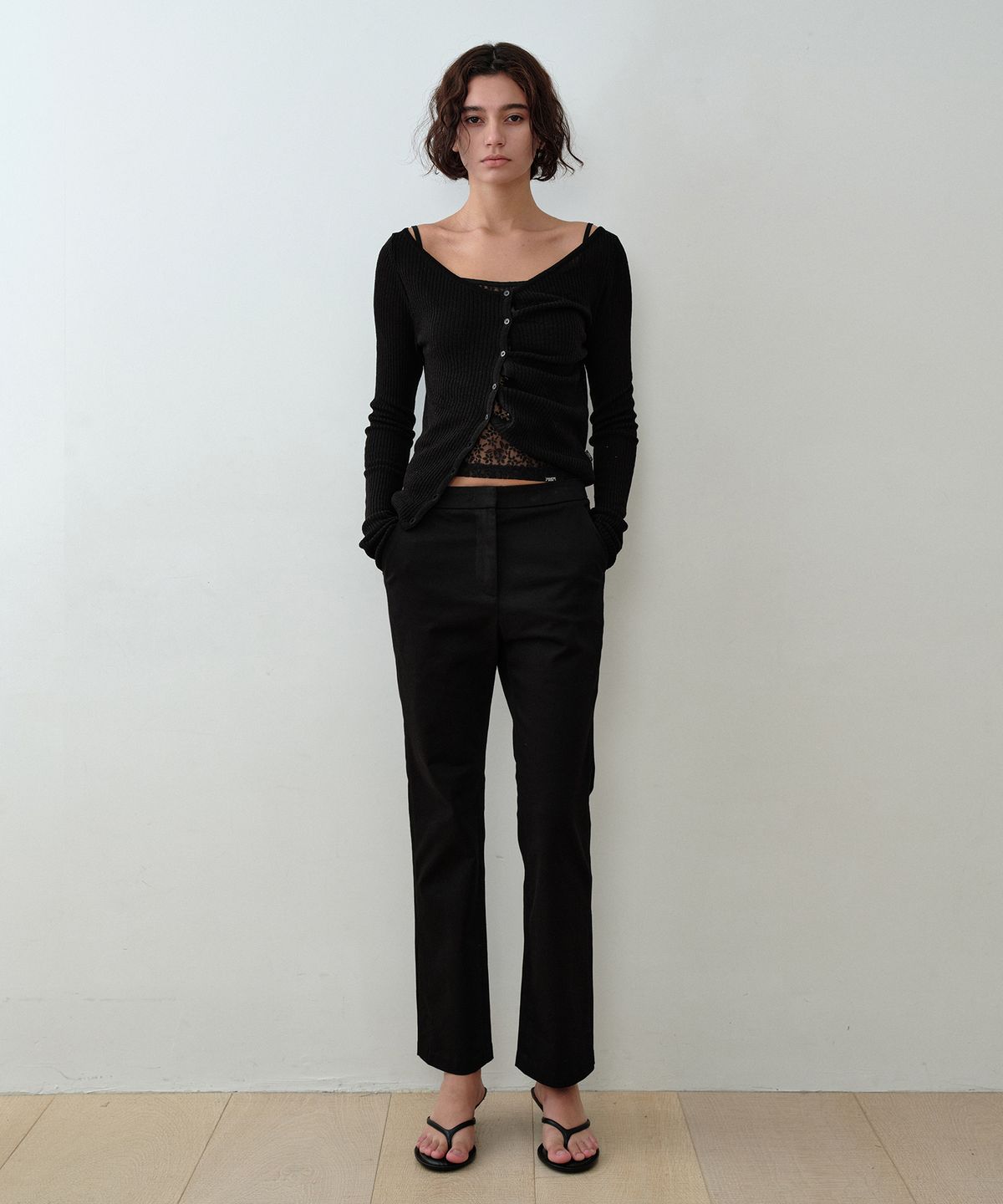 시메트릭 퍼센트(SYMMETRICPERCENT) Boat Neck Cardigan / Black