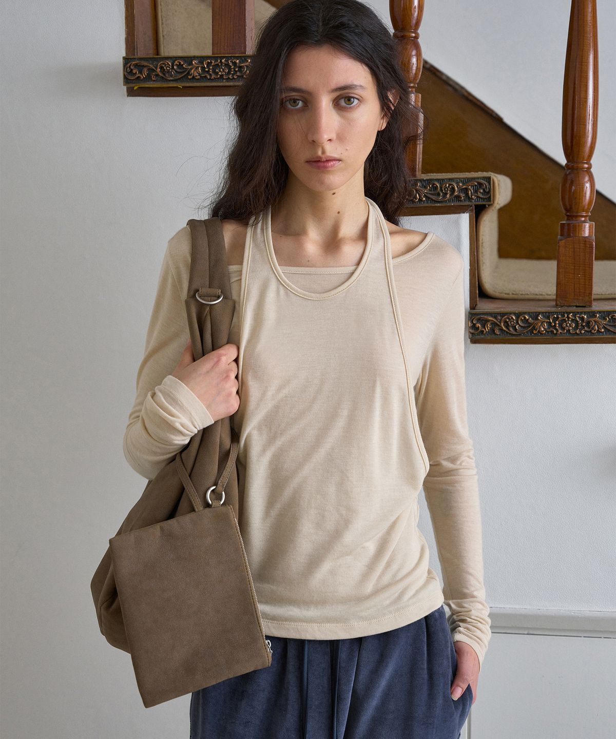시메트릭 퍼센트(SYMMETRICPERCENT) Faux Suede Hobo Bag / Mocha