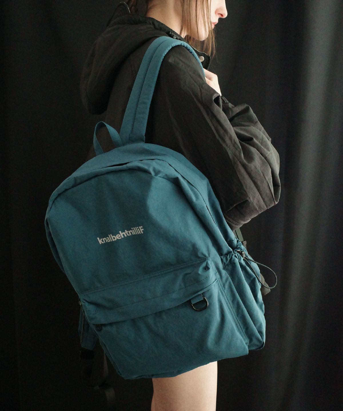 필인더블랭크(FILLINTHEBLANK) Off Back Pack (navy)