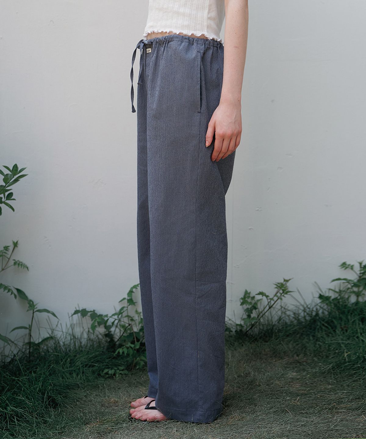 벗튼(BUT'TON) Seersucker Band Pants (Navy)
