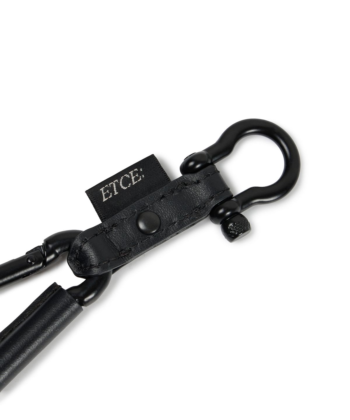 이티씨이(ETCE) LEATHER CARABINER KEYRING (BLACK)