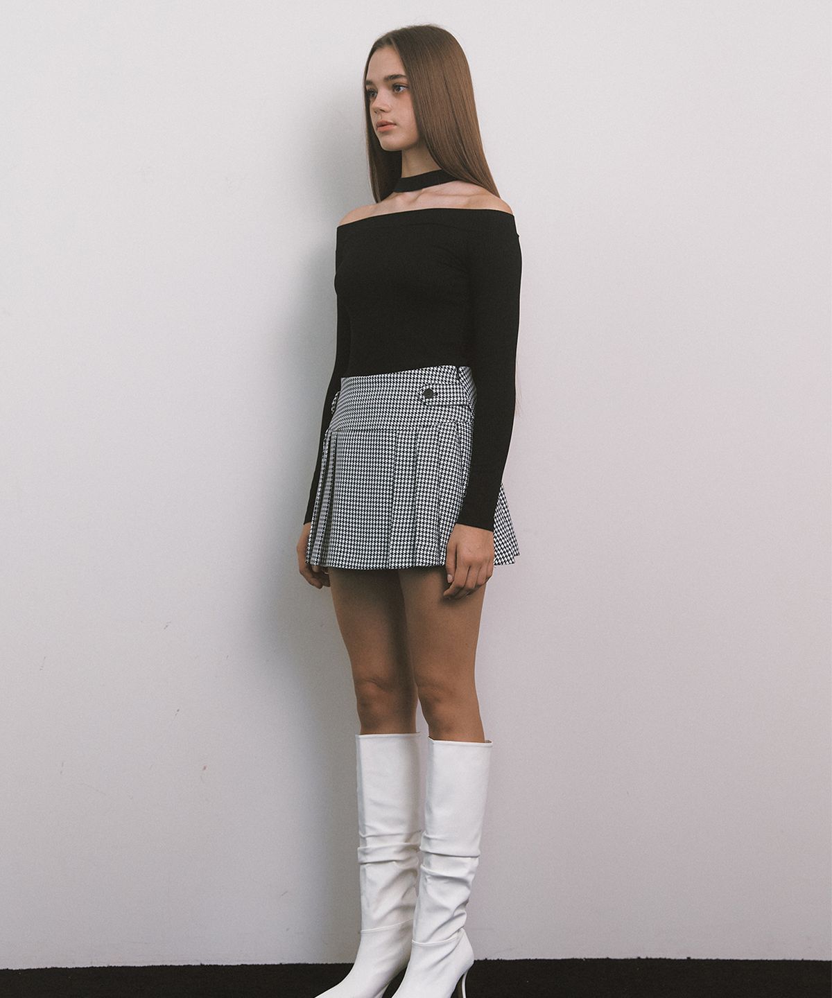 모일리(MOILLY) Off Shoulder Top - Black