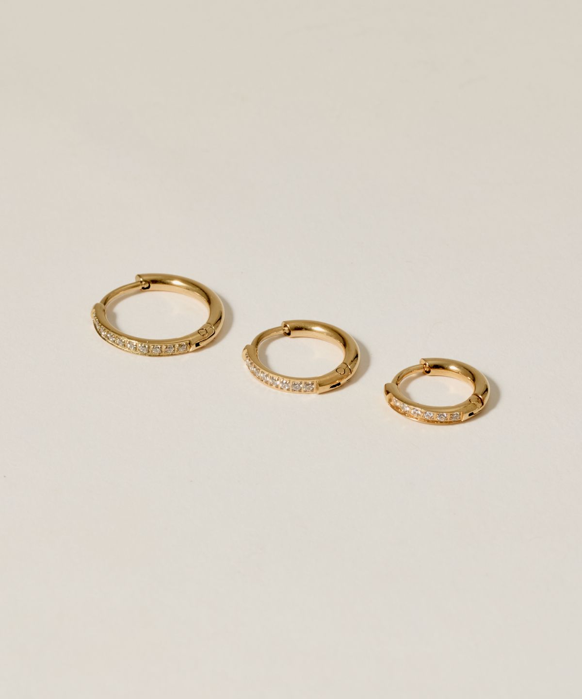 노비스도쿄(NOVICE TOKYO) CZ 후프 피어스 써지컬 CZ Hinged Hoop Pierce Stainless / Gold