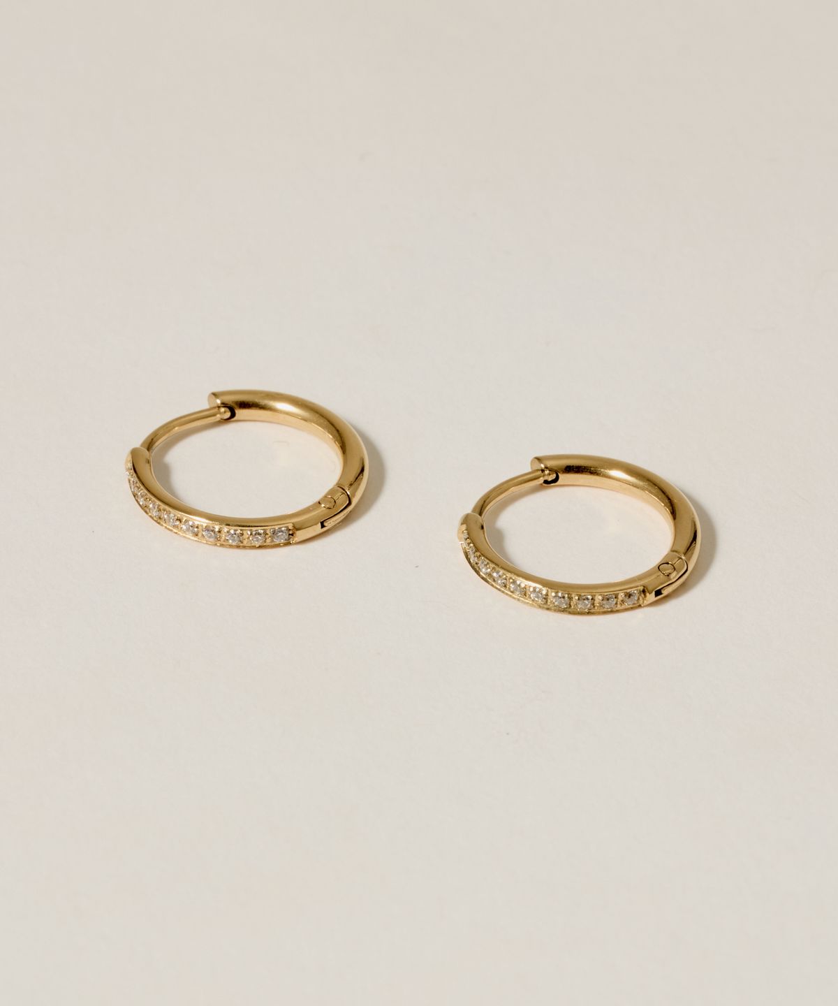 노비스도쿄(NOVICE TOKYO) CZ 후프 피어스 써지컬 CZ Hinged Hoop Pierce Stainless / Gold