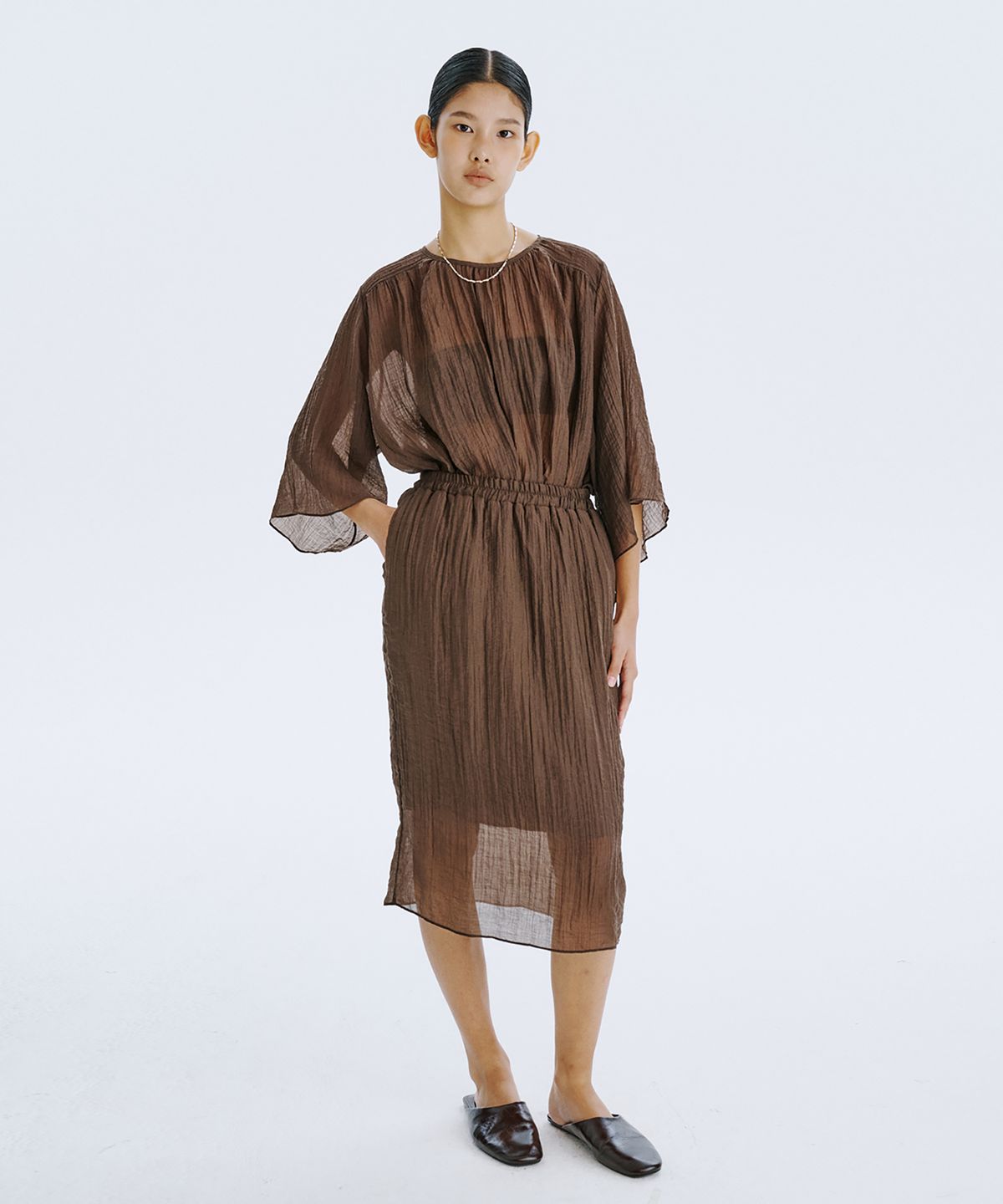 분더캄머(WNDERKAMMER) Plisse Blouse_Brown