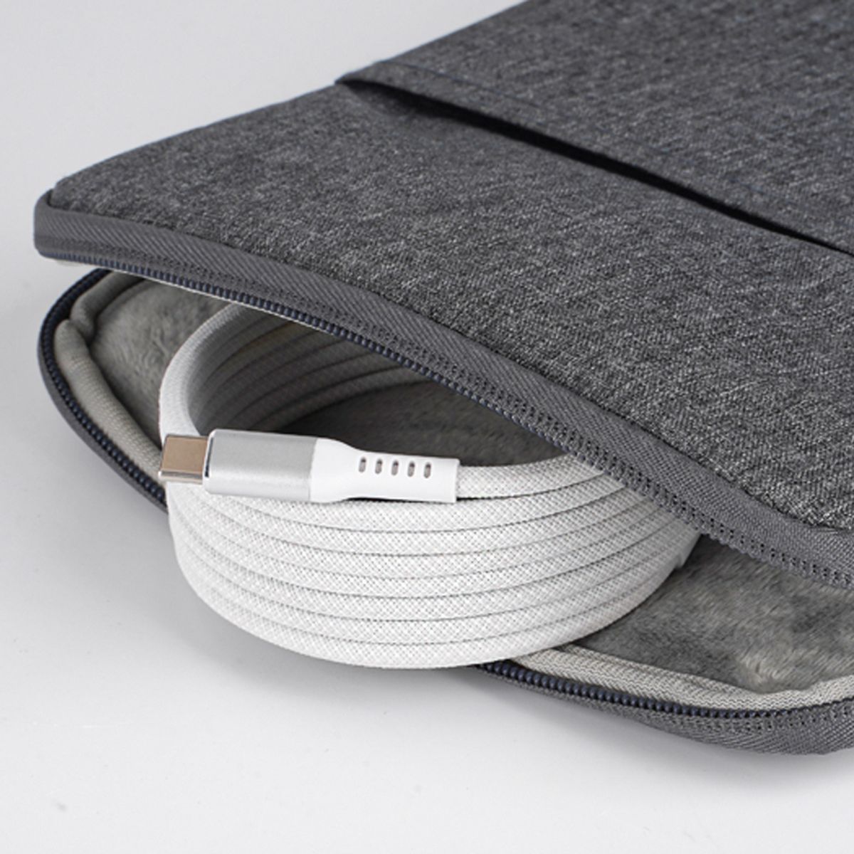 코시(COSY) 디오 자석형 꼬임방지 고속 충전 패브릭 케이블 2M (100W, C타입-C타입) UC4147C