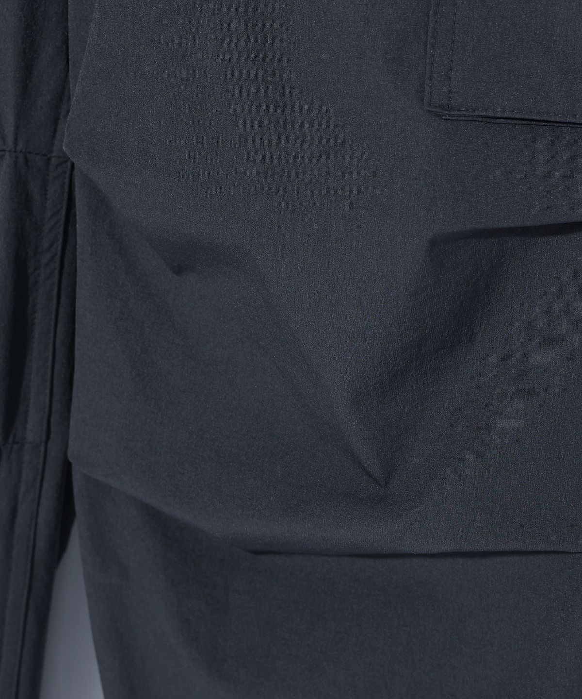 어노이드(ANNOYED) 파라슈트 와이드 카고 팬츠 CHARCOAL (LO1PU120-075)