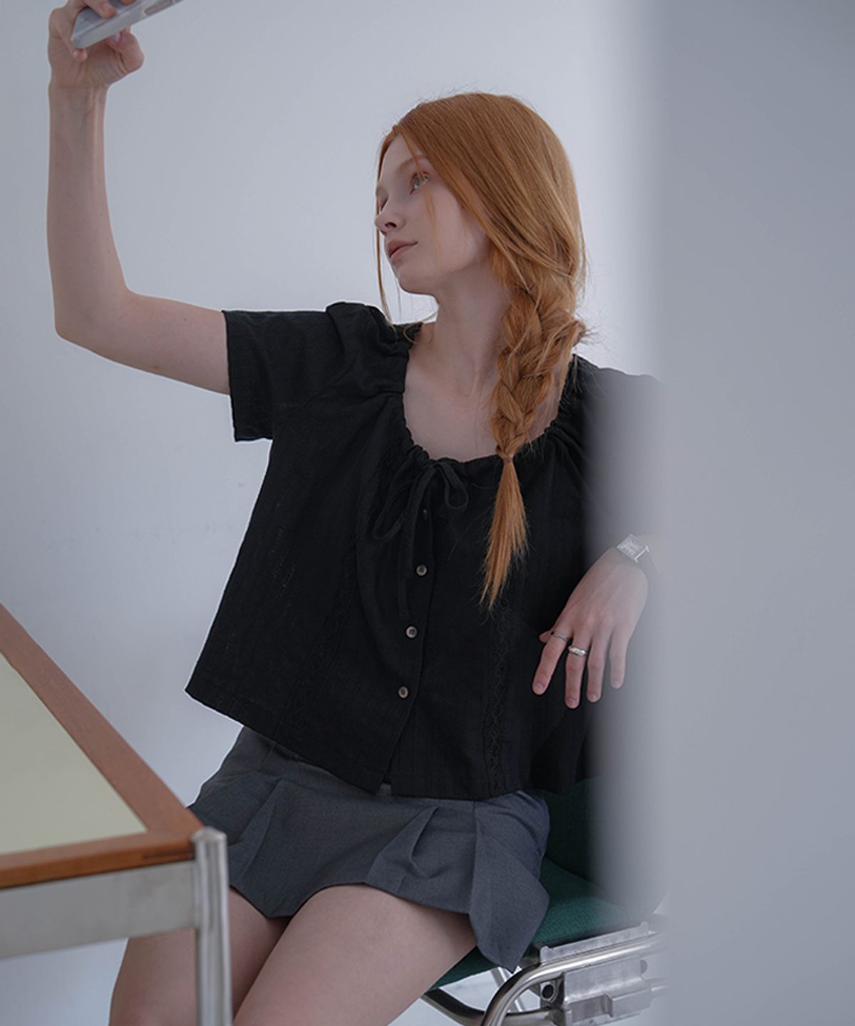 드헤베(DEHEVE) Jacquard Shirring Blouse [Black]