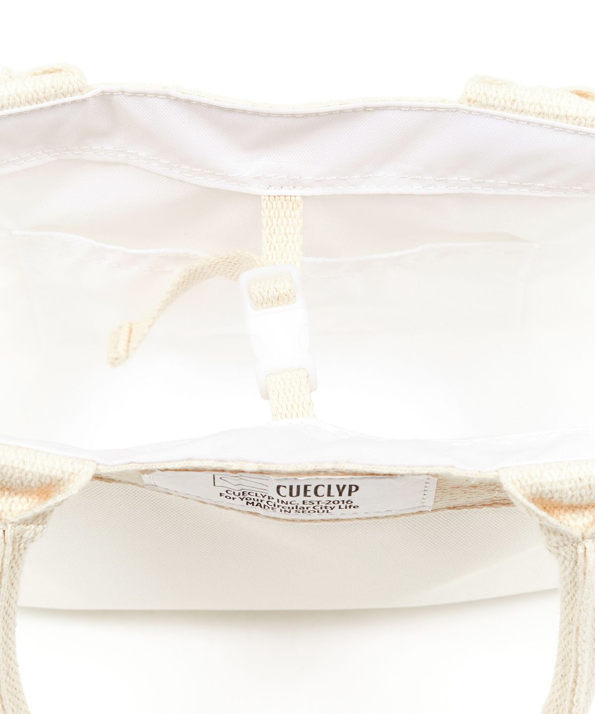 큐클리프(CUECLYP) [Hidden Worker] Basic Tote Bag (White)
