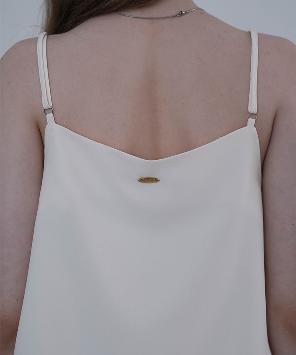 드헤베(DEHEVE) Silky Set-up Sleeveless [Ivory]