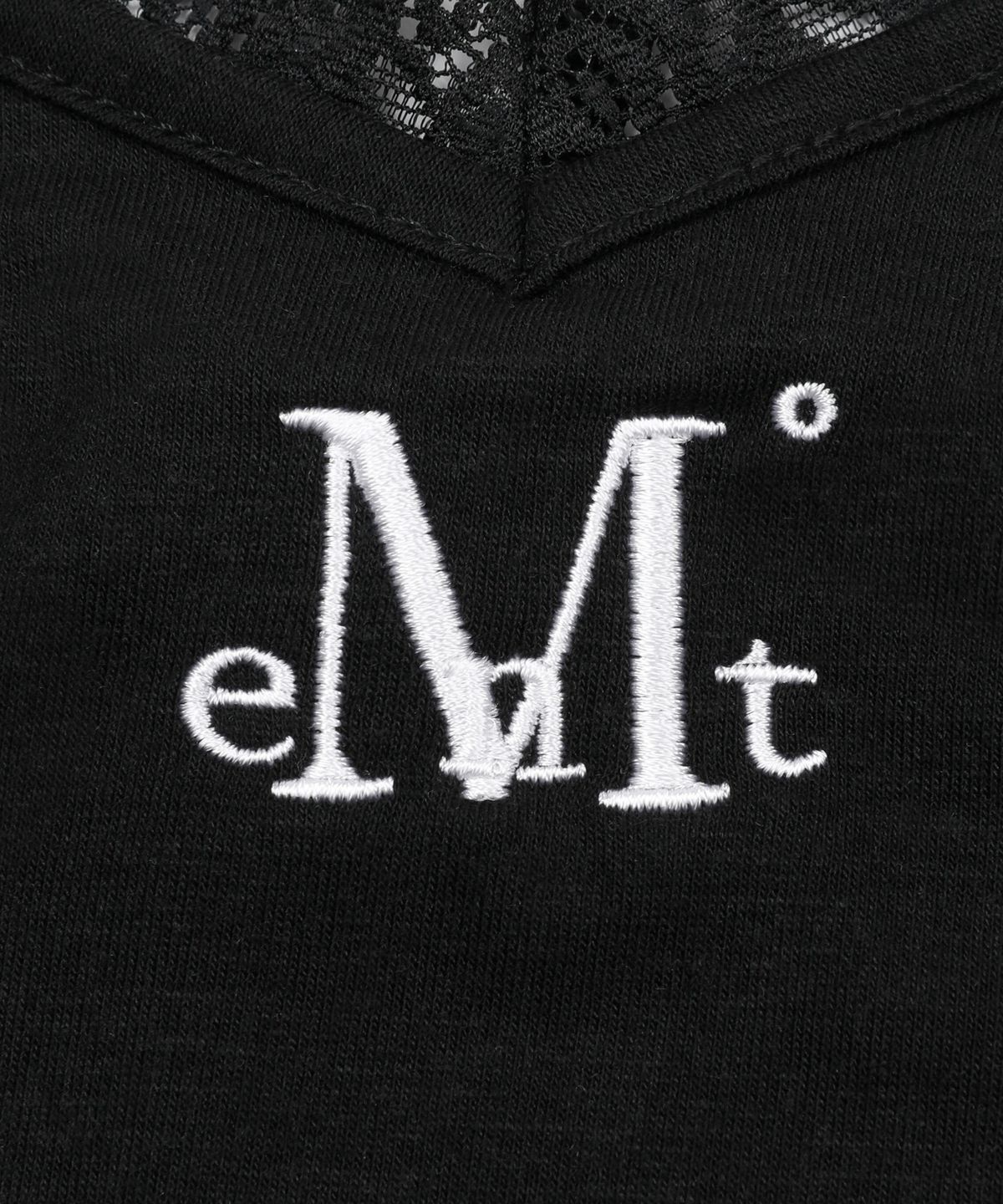 무센트(MUCENT) 가린 레이스 슬림핏 슬리브리스 나시 (3컬러)