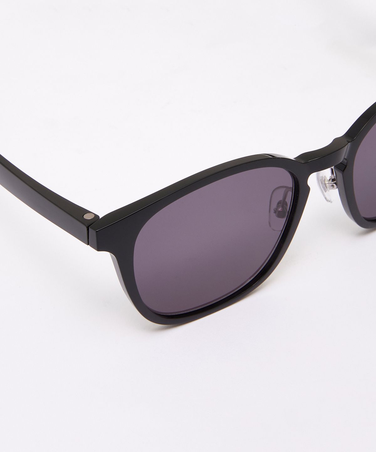 알로아이웨어(ALO EYEWEAR) [Essential] AL3502 0909G 에센셜 블랙 선글라스
