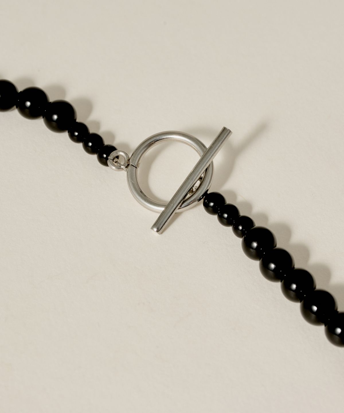 노비스도쿄(NOVICE TOKYO) 오닉스 볼 목걸이 Onyx Ball Necklage [Stainless] / One color