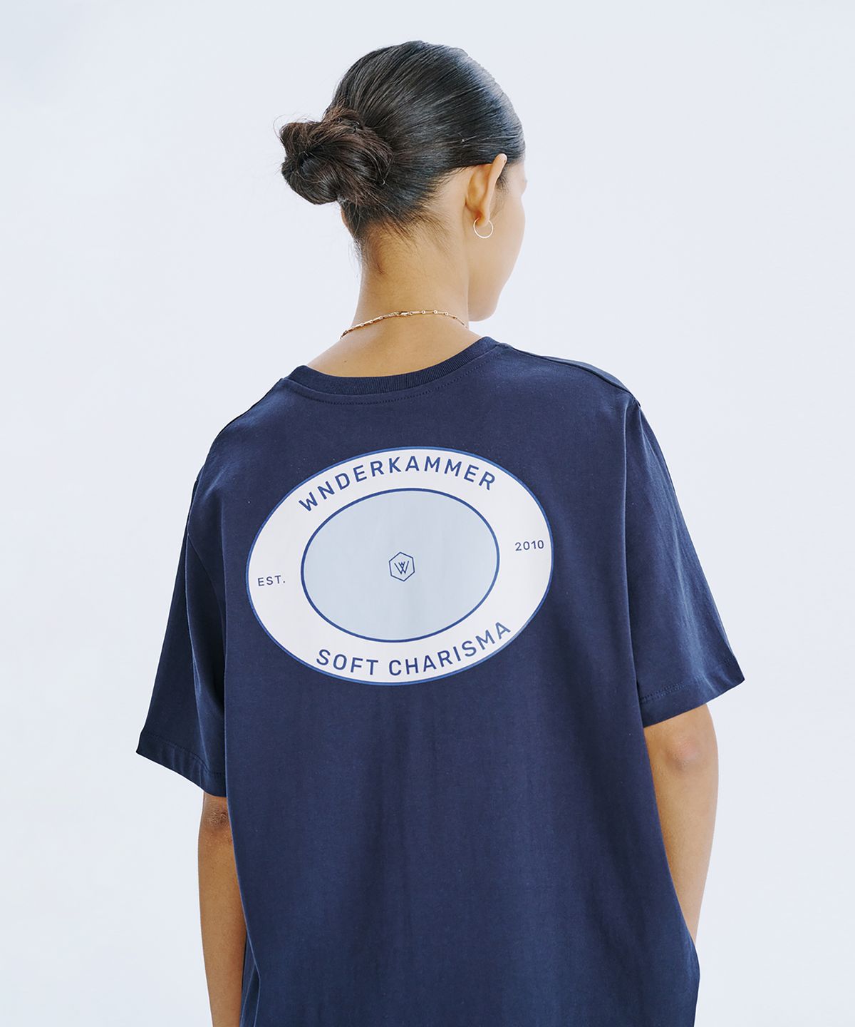 분더캄머(WNDERKAMMER) Round Graphic T_Navy