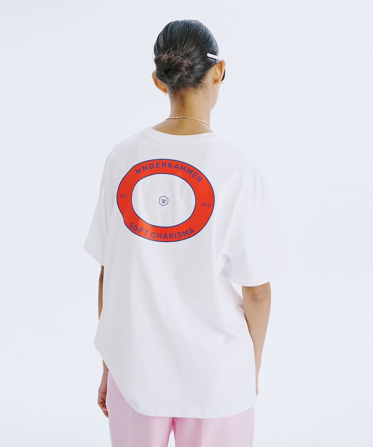 분더캄머(WNDERKAMMER) Round Graphic T_White