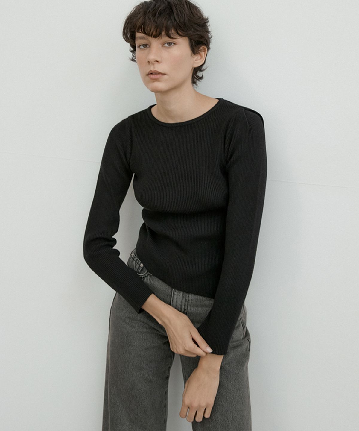 오떼뜨(OCTETTE) BOAT NECK SLIT JERSEY TOP_3COLOR