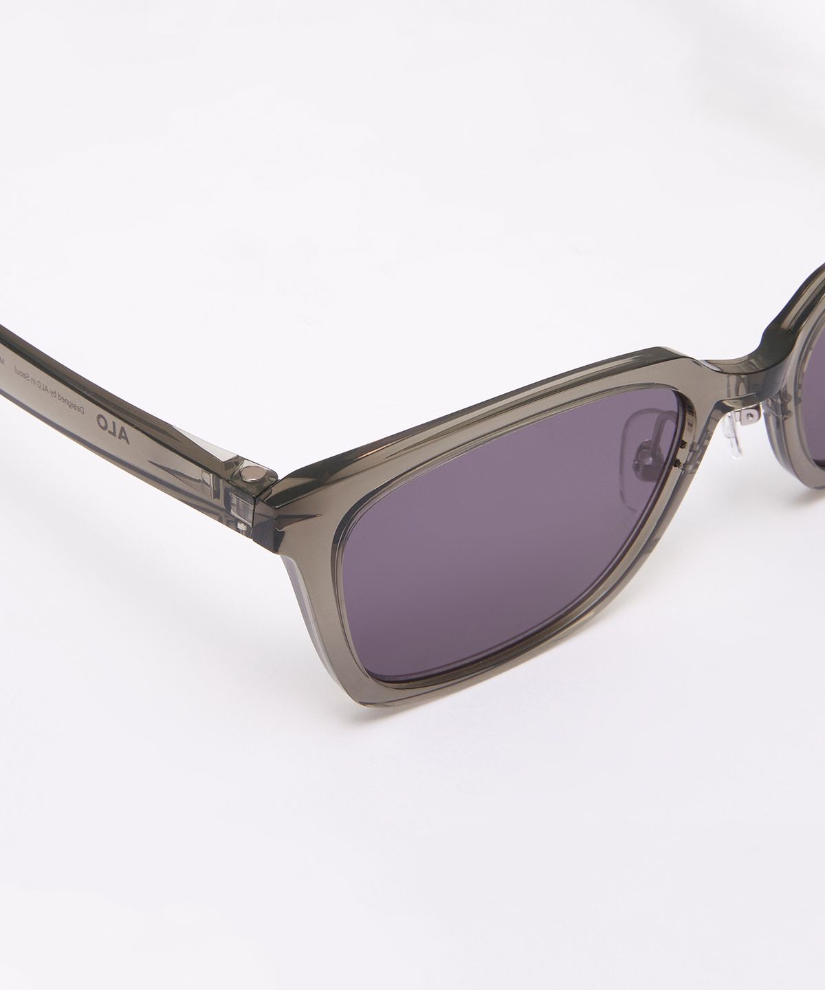 알로아이웨어(ALO EYEWEAR) [Essential] AL3503 1313G 에센셜 카키그레이 선글라스