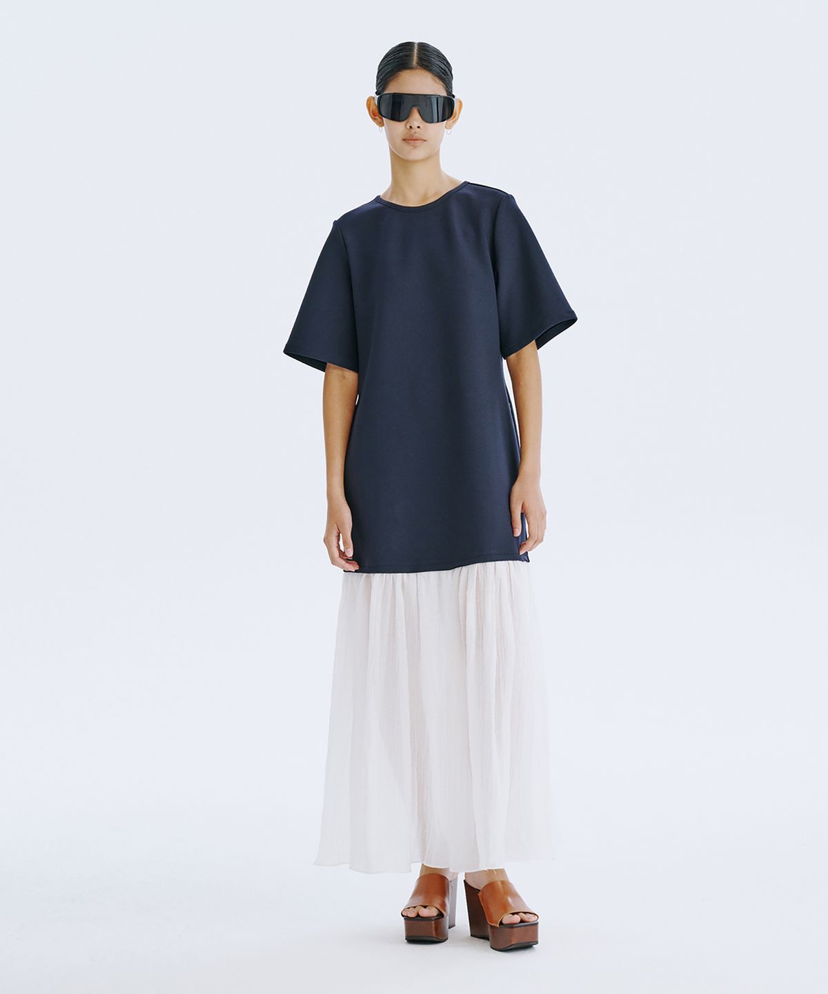분더캄머(WNDERKAMMER) Bare Back Shirring Dress_Navy