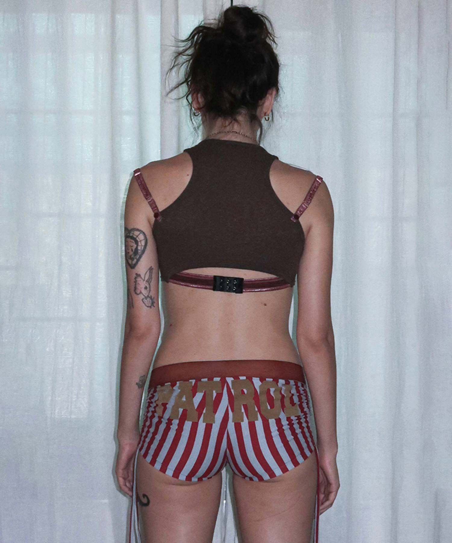 MUSINSA | SCULPTOR Zip 66666 Underboob Tank Khaki