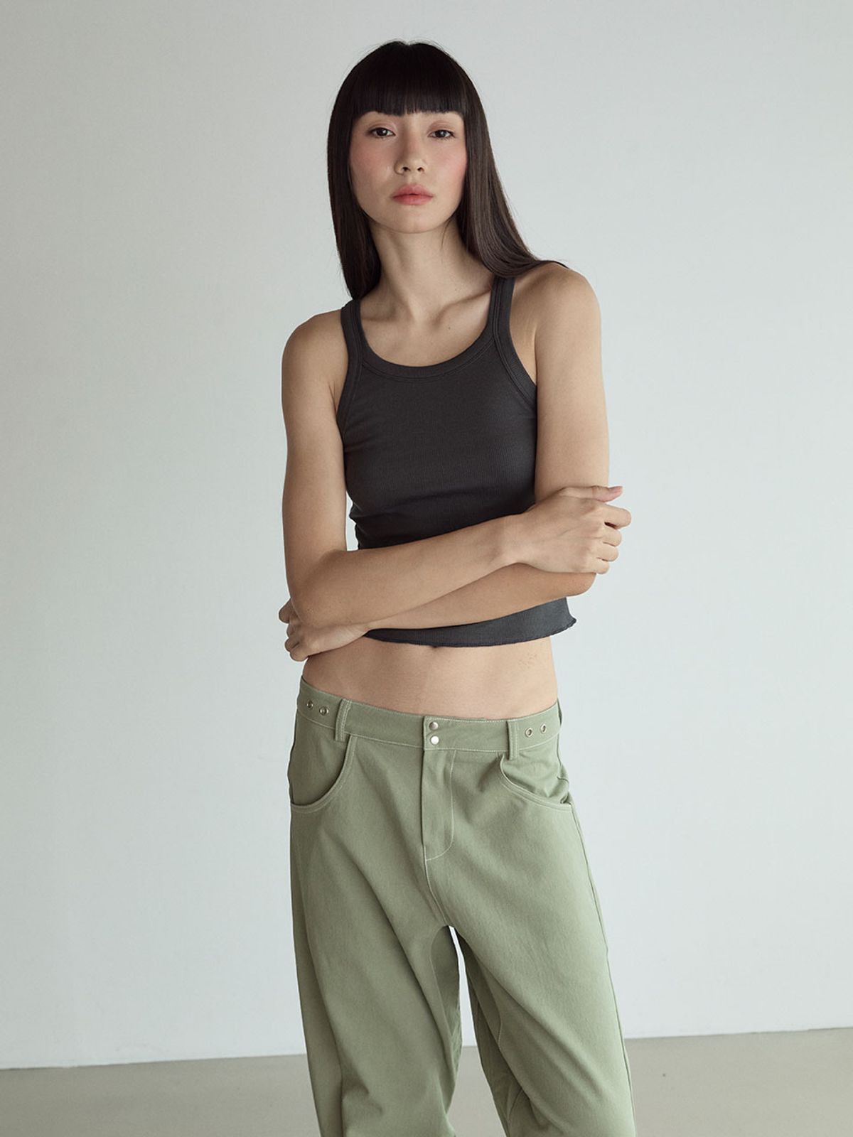 비수스(VISUS) Stitch Lowrise Cotton Pants_Green