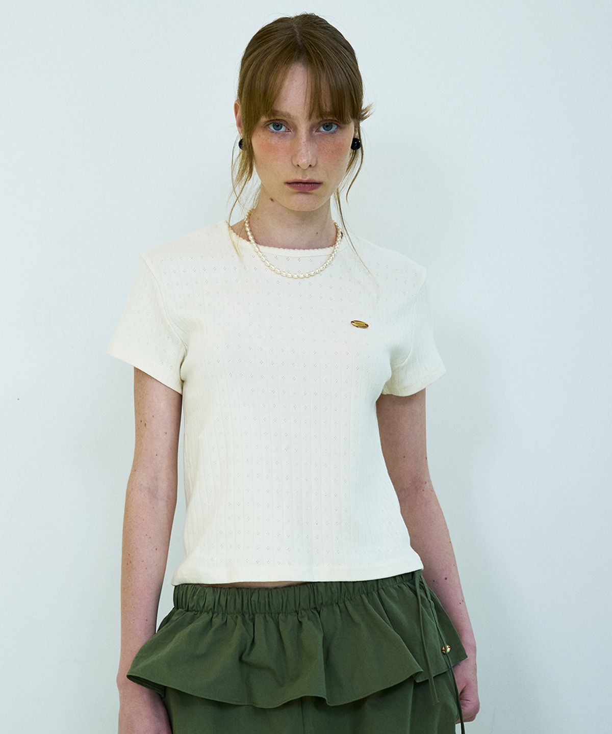 코케트(COQUET) Neck Needle Work Detail T Cream