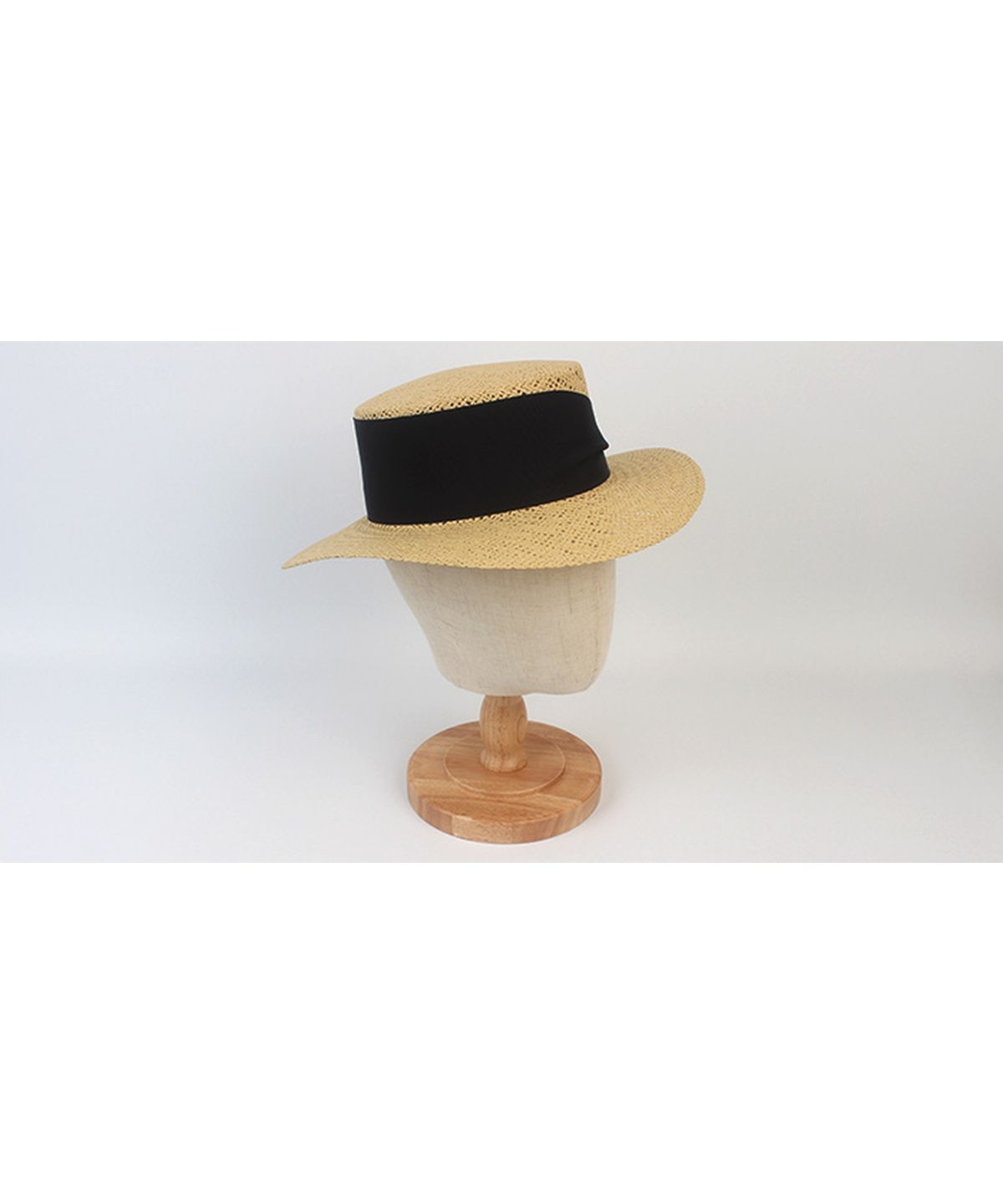유니버셜 케미스트리(UNIVERSAL CHEMISTRY) Bold Line Beige Panama Hat 파나마햇
