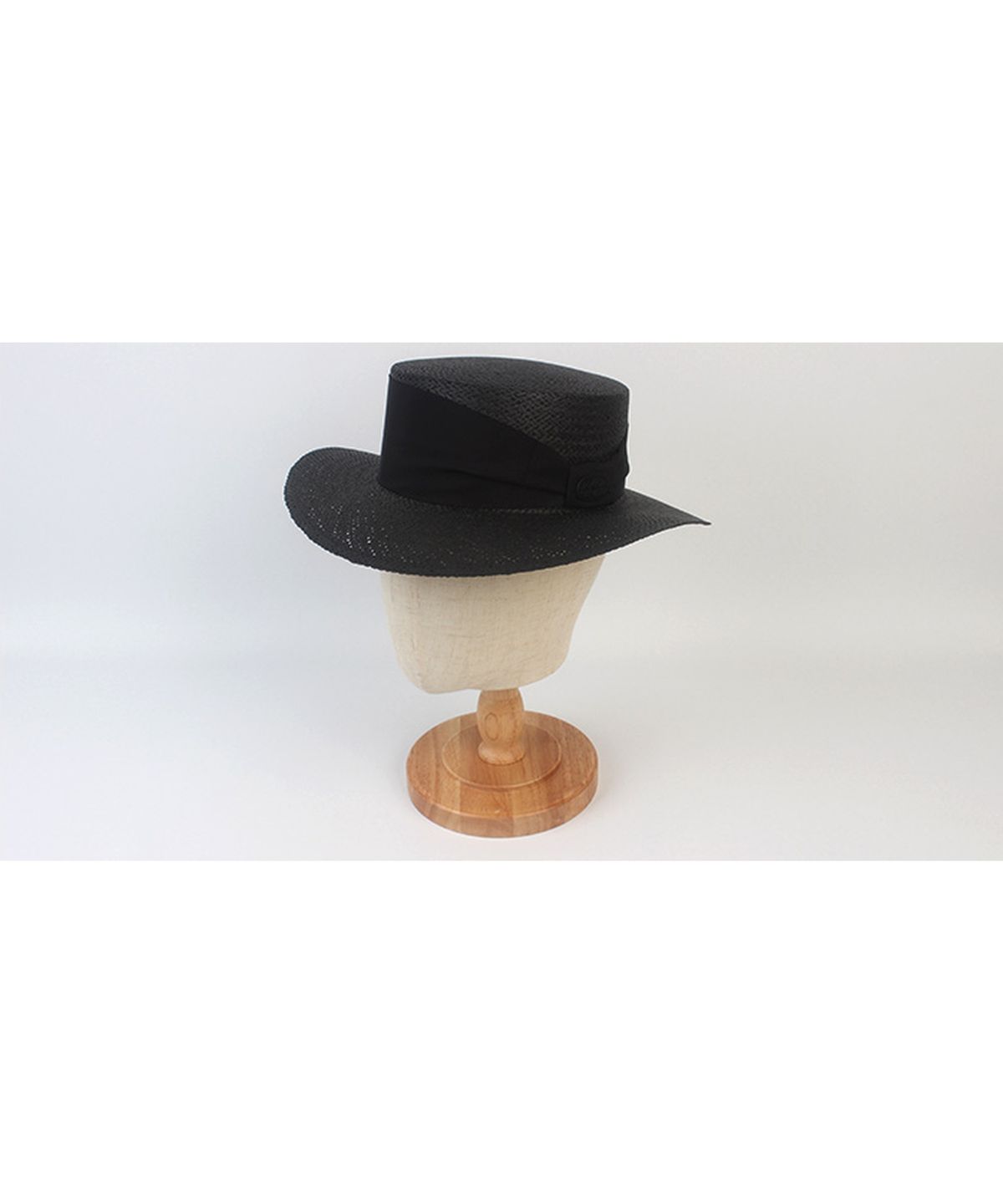 유니버셜 케미스트리(UNIVERSAL CHEMISTRY) Bold Line Black Panama Hat 파나마햇