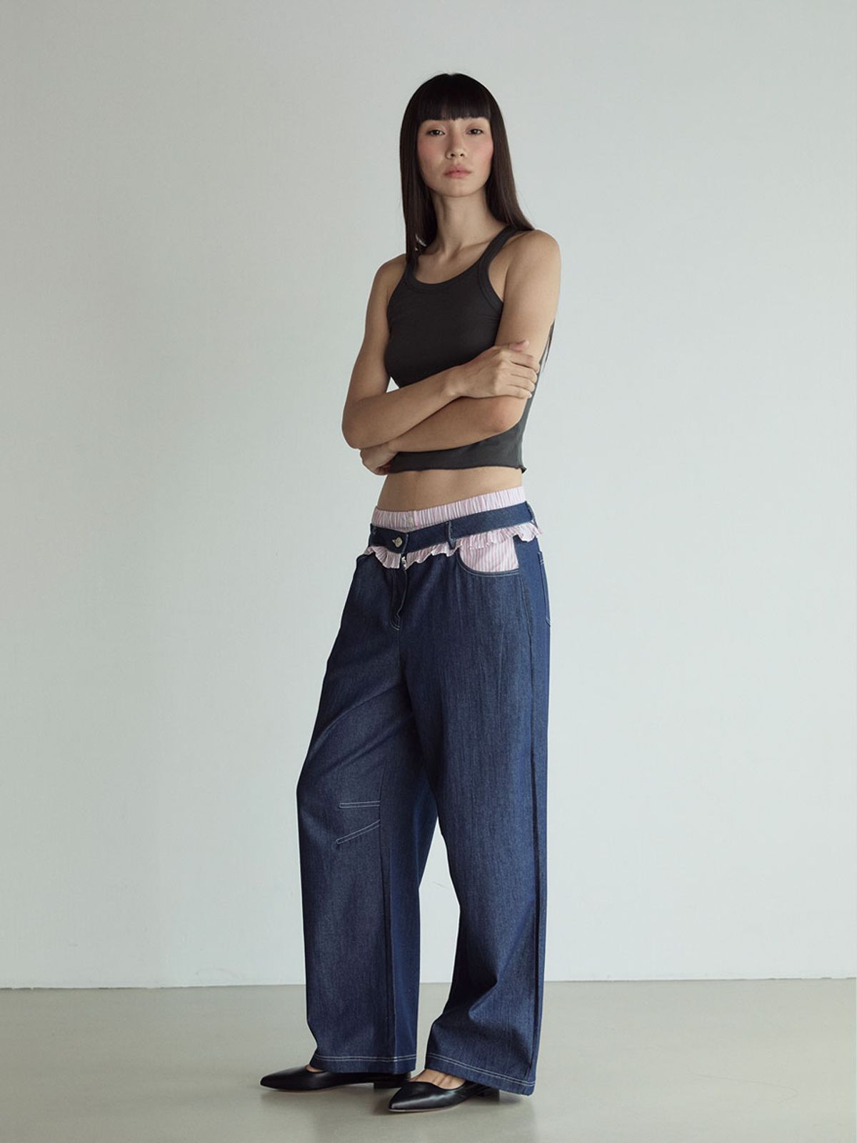 비수스(VISUS) Frill Block Pants_Deep Blue