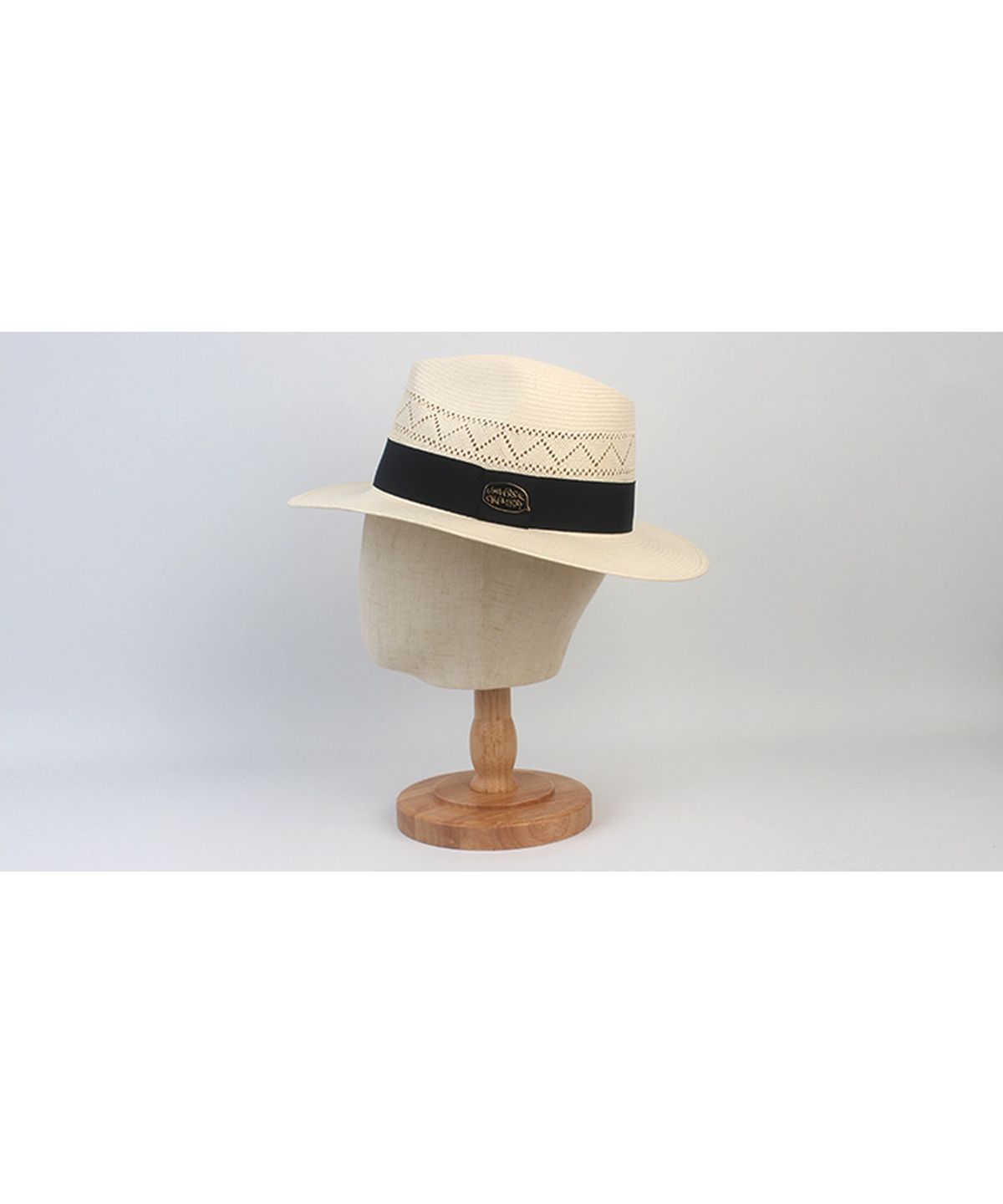 유니버셜 케미스트리(UNIVERSAL CHEMISTRY) Cuba Basic Ivory Fedora 여름페도라