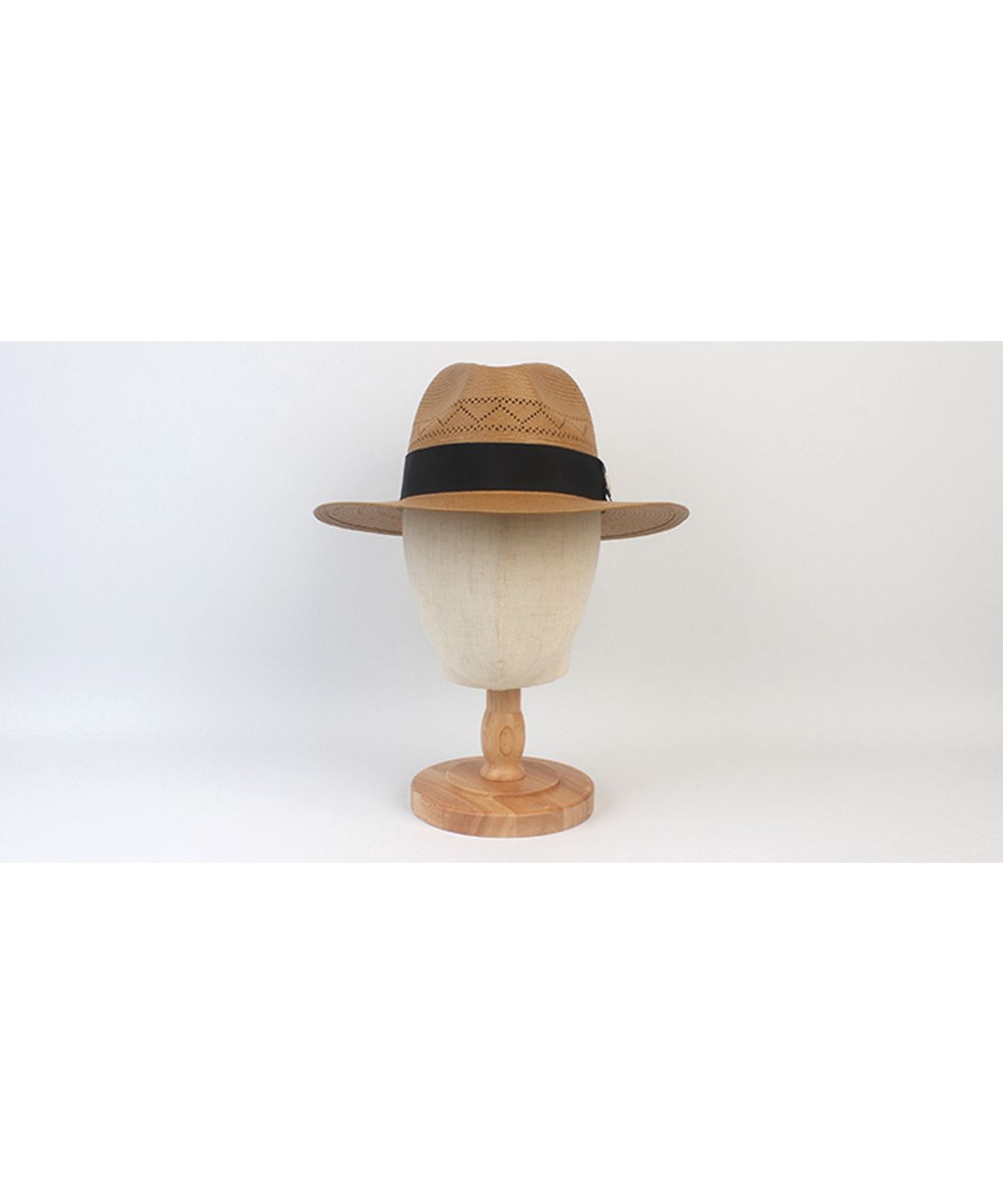 유니버셜 케미스트리(UNIVERSAL CHEMISTRY) Cuba Basic Beige Fedora 여름페도라