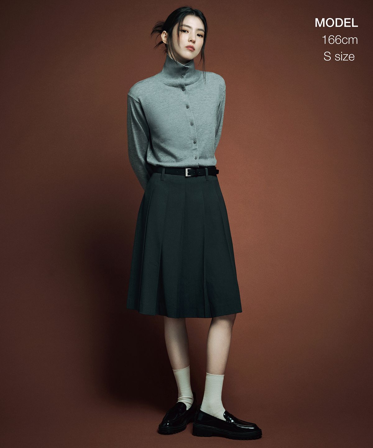 무신사 스탠다드 우먼(MUSINSA STANDARD WOMAN) 우먼즈 에센셜 하이 넥 가디건 [미디엄 그레이]