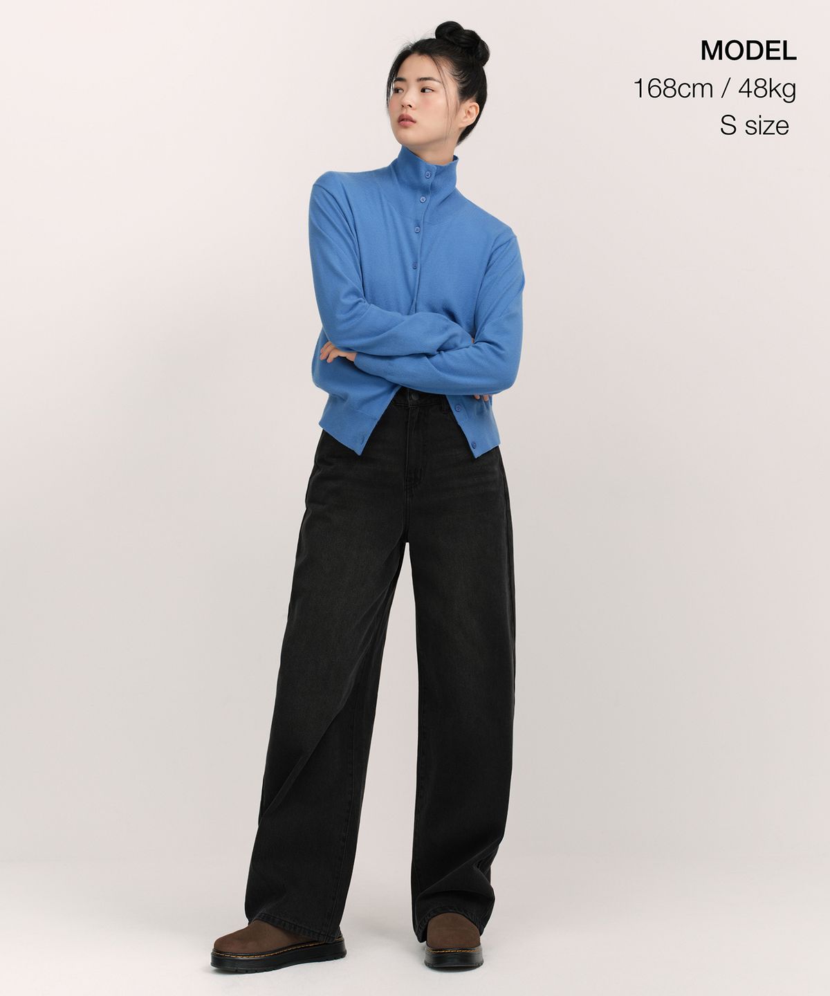 무신사 스탠다드 우먼(MUSINSA STANDARD WOMAN) 우먼즈 에센셜 하이 넥 가디건 [블루]