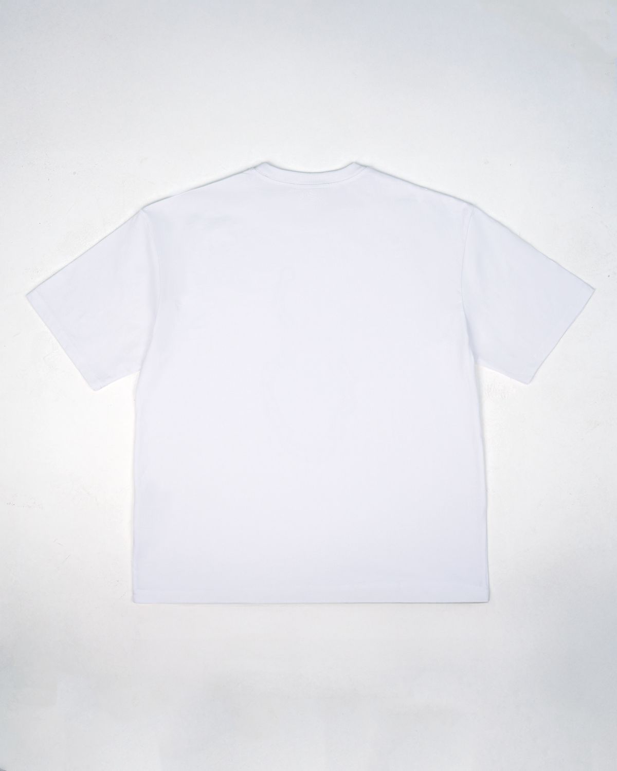 로얄블러드(ROYALBLOOD) Poseokjeong T-Shirt (White)